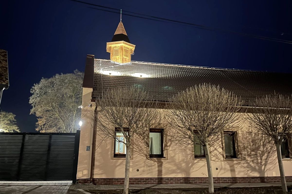 Szolgáltatóház