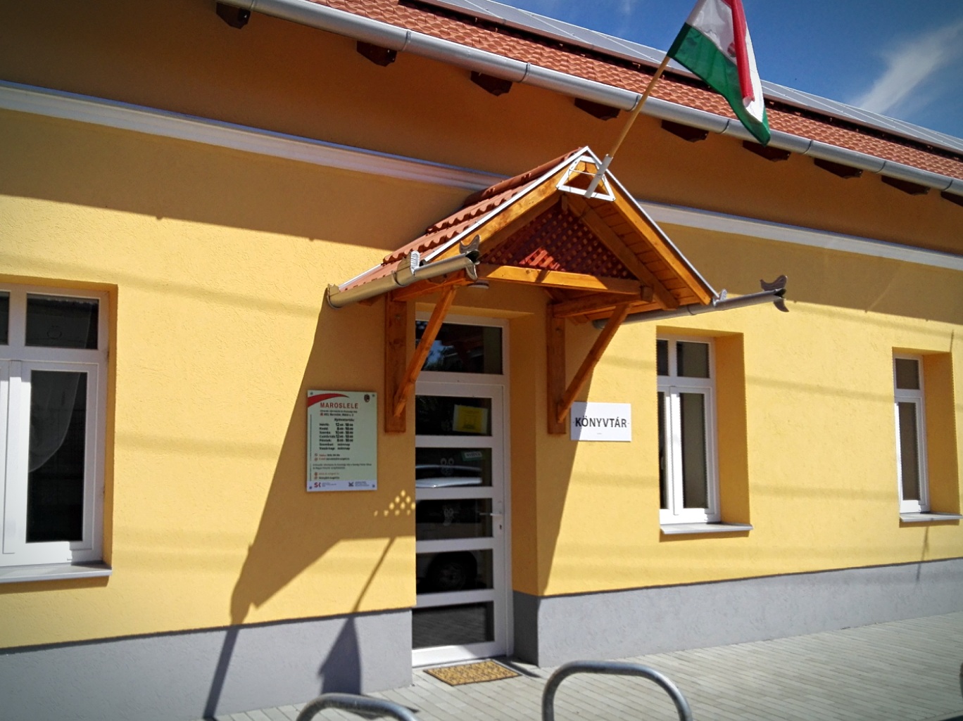 Könyvtár